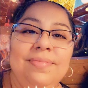 Meet your Posher, Lupe